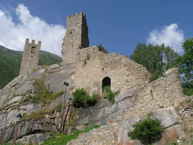 Les Plus Beaux Chateaux Br Des Pyrenees Orientales Br 66